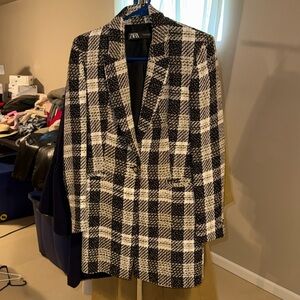 Long Zara plaid blazer with shoulder pads